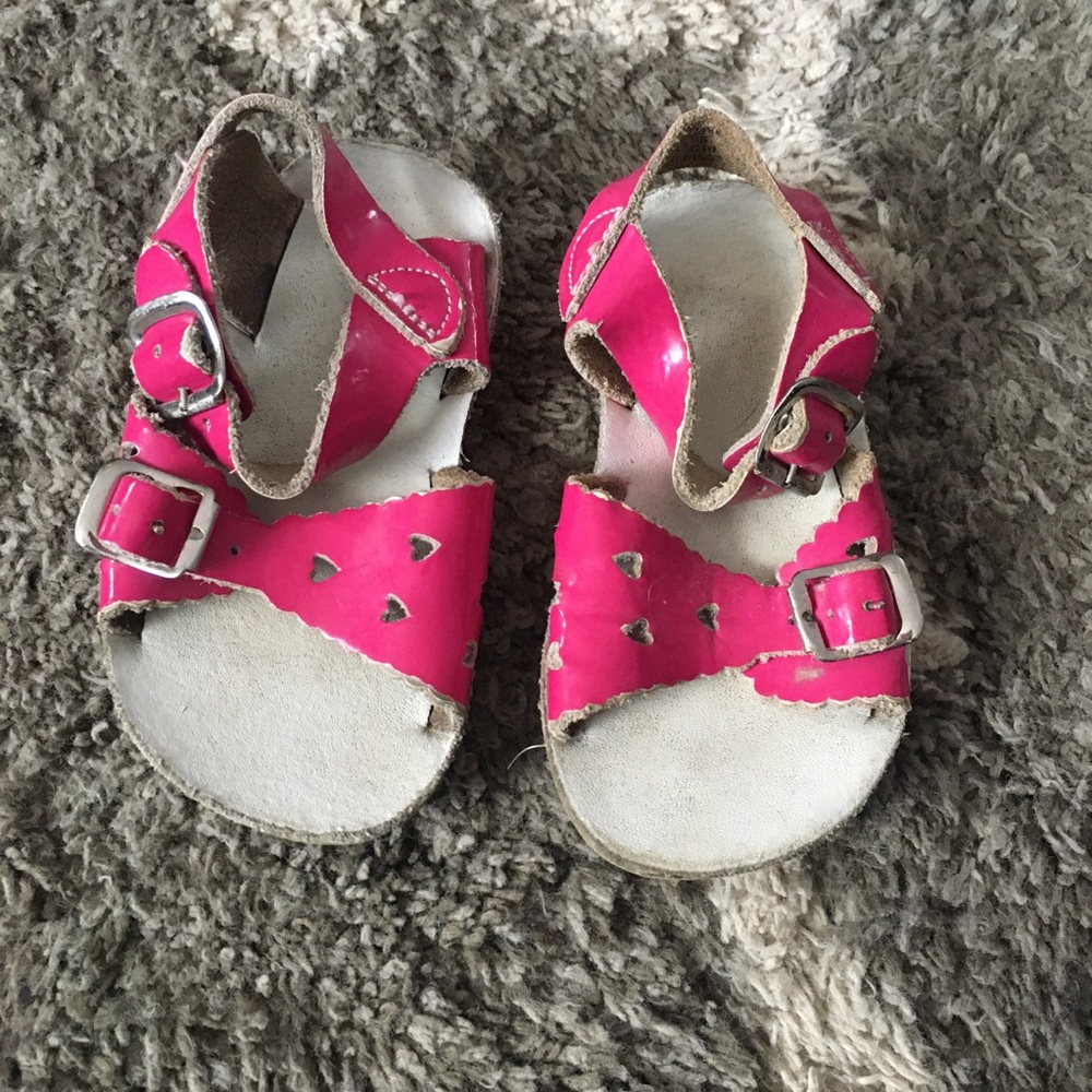Saltwater Sandals Pink size 5